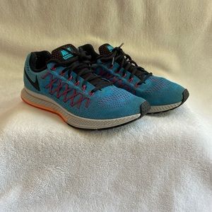 Nike zoom Pegasus 32s